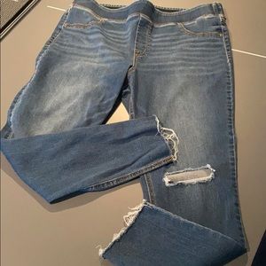 Old Navy Pull On Rock Star Jeans